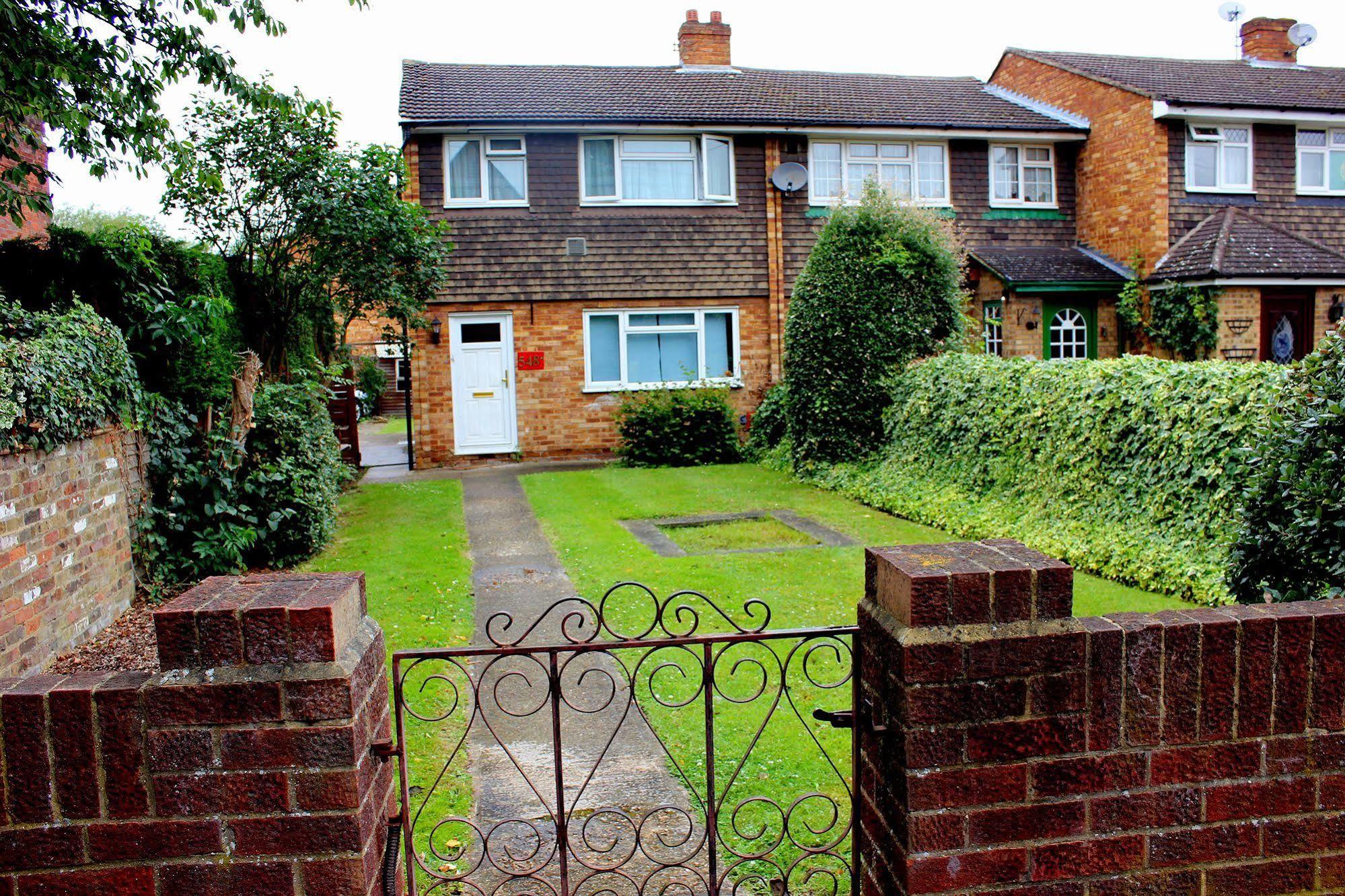 Heathrow Lodge Hillingdon Exterior foto